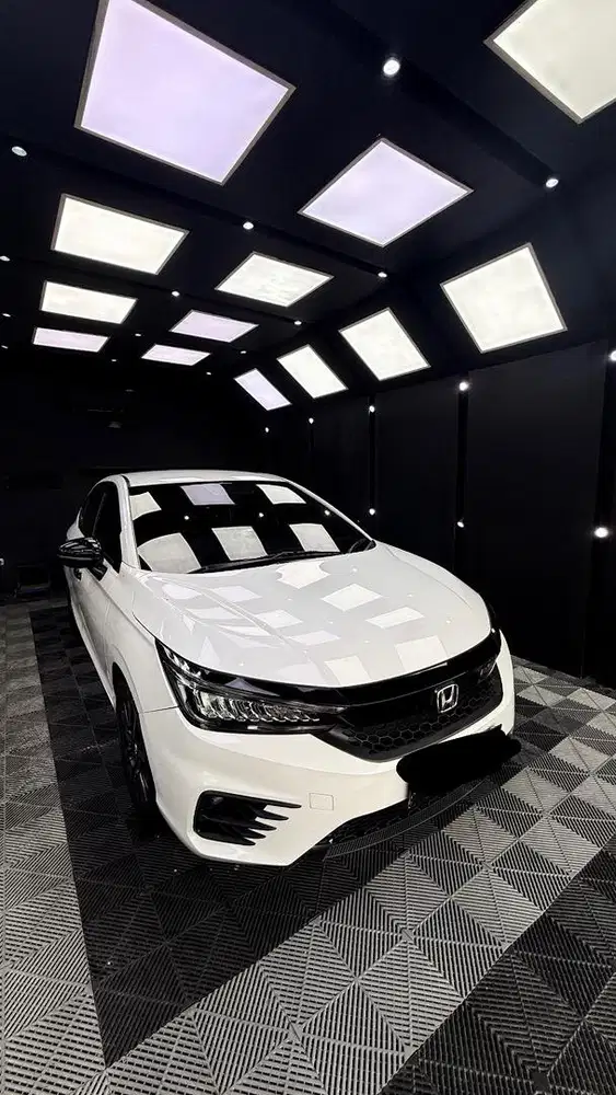 City Hatchback 2022 Matic