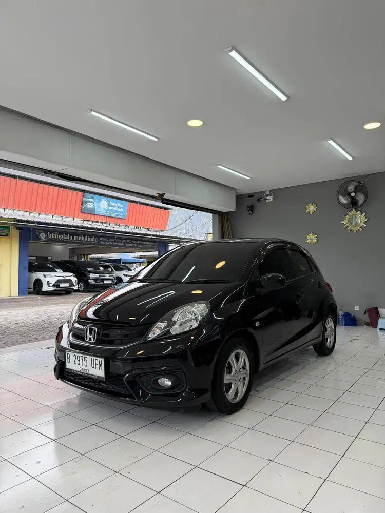 HONDA BRIO E 2017 MATIC HITAM SIH GESIT IRIT!!