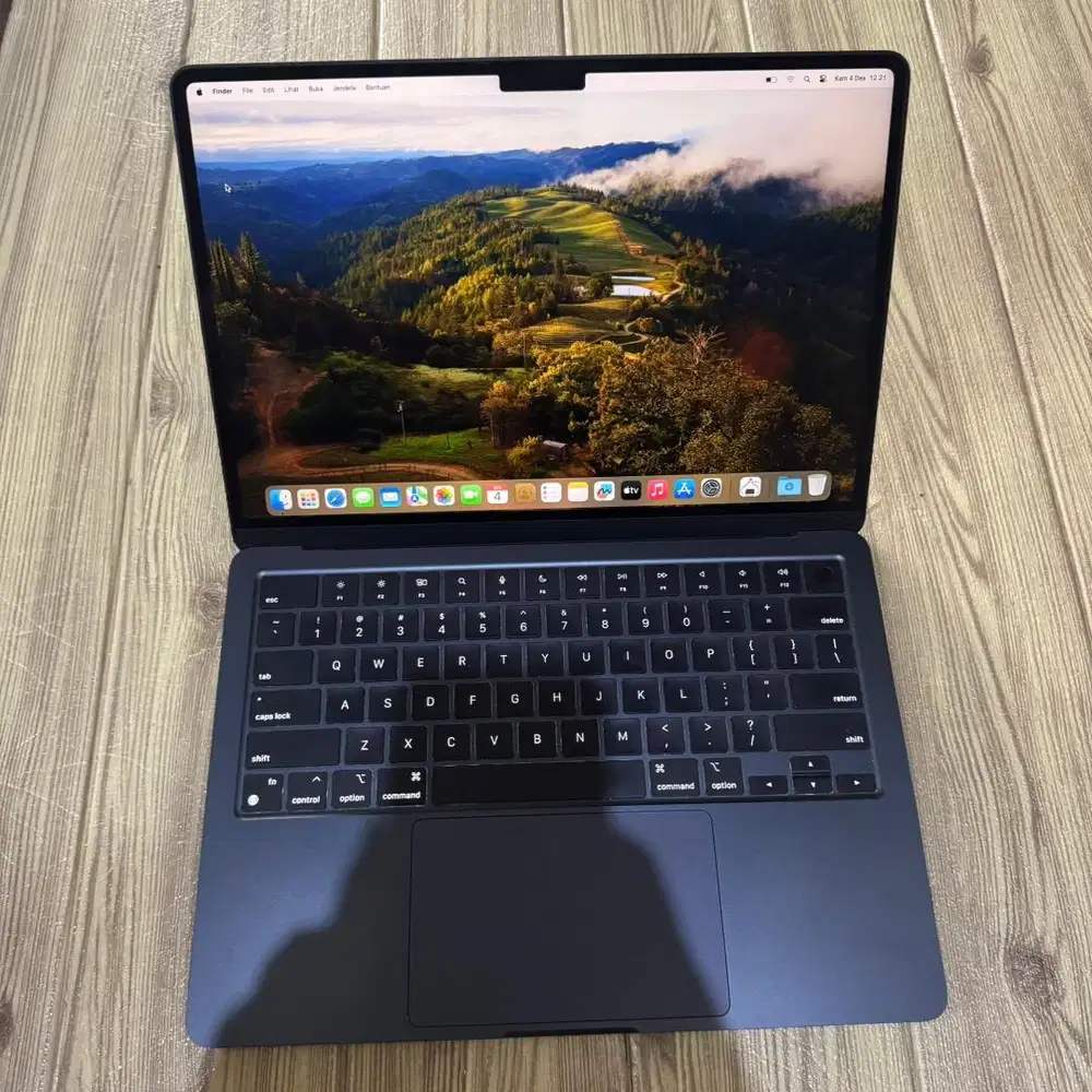 Macbook air M2 Fullset ex ibox Bisa COD dan TT