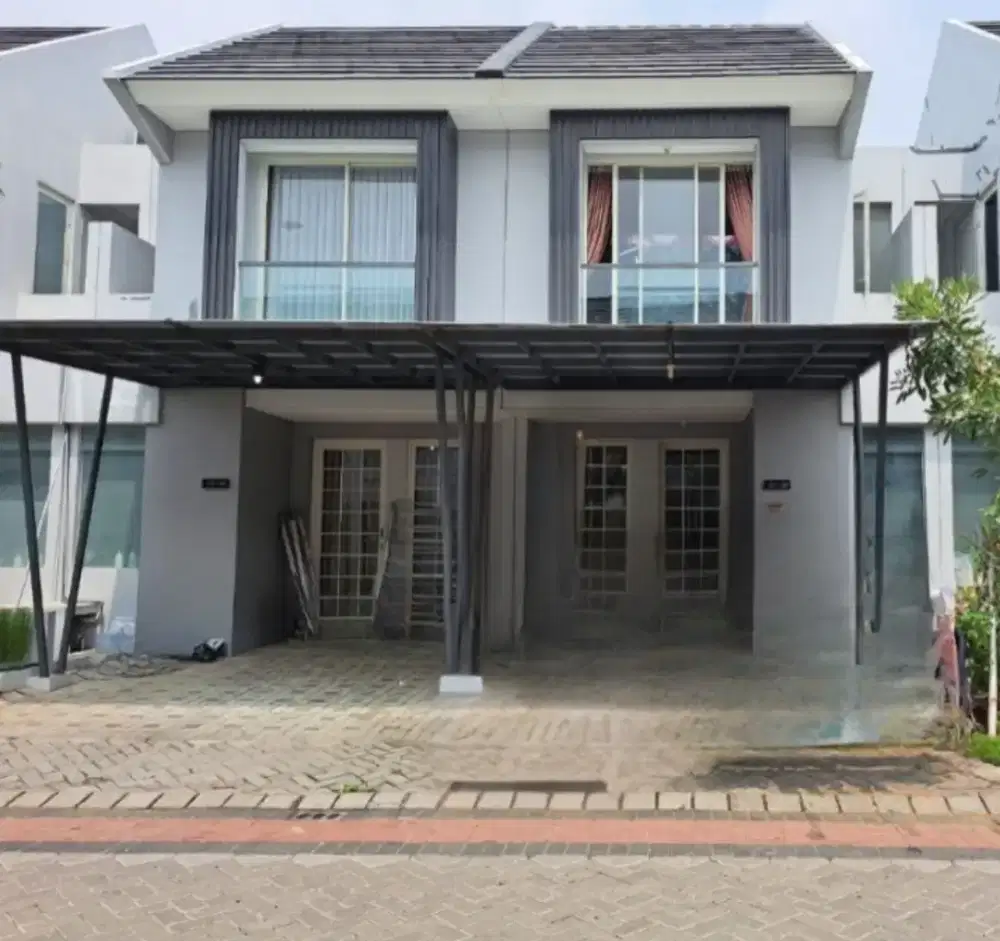 Rumah Grand Pakuwon 2 Lantai Cluster Queensland Surabaya