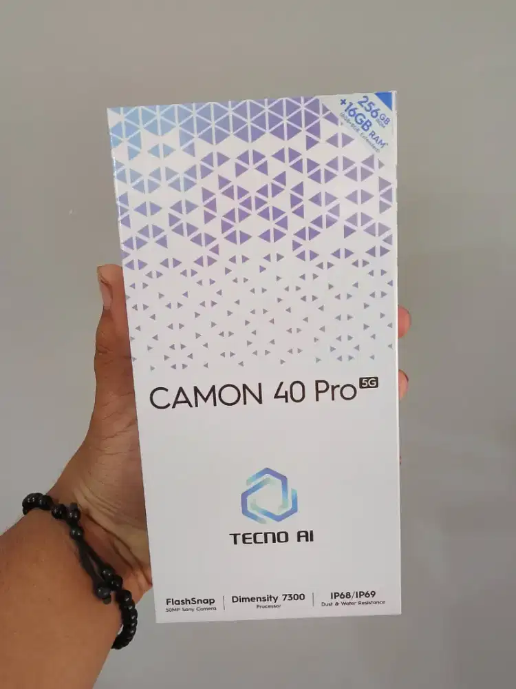 TECNO CAMON 40 PRO