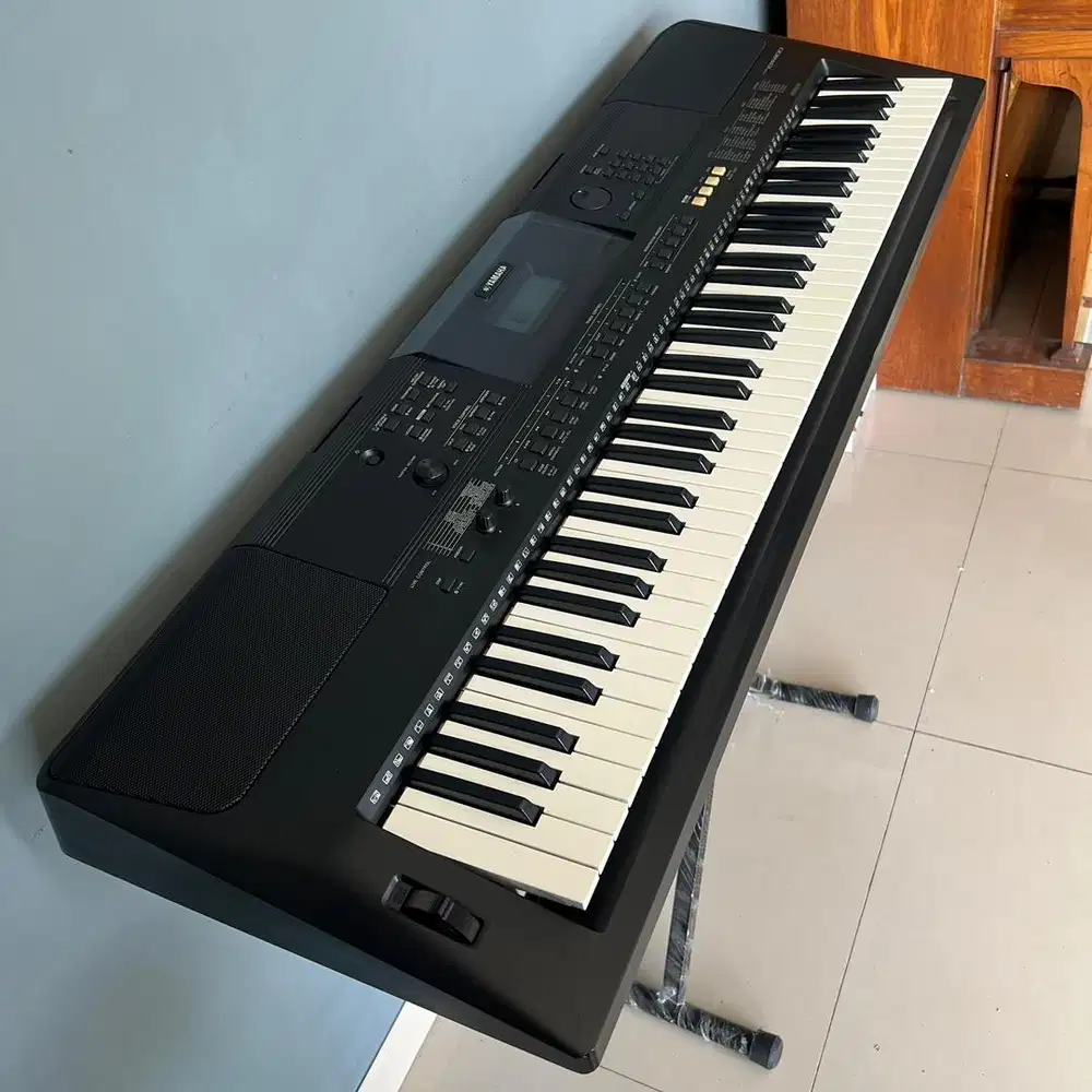 Keyboard Yamaha EW400 USB Flashdisk