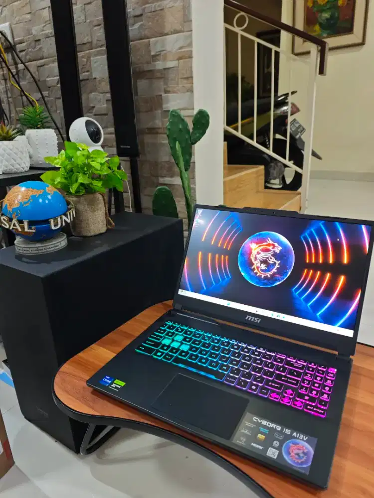 Laptop MSI Cyborg I7 13620H RTX4060 x rog tuf msi victus