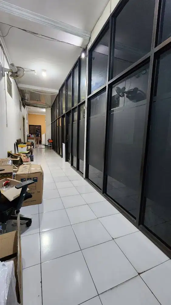 DIJUAL KOMERSIAL AREA 3,5 LANTAI MERR MENUR PUMPUNGAN RUKO + GUDANG