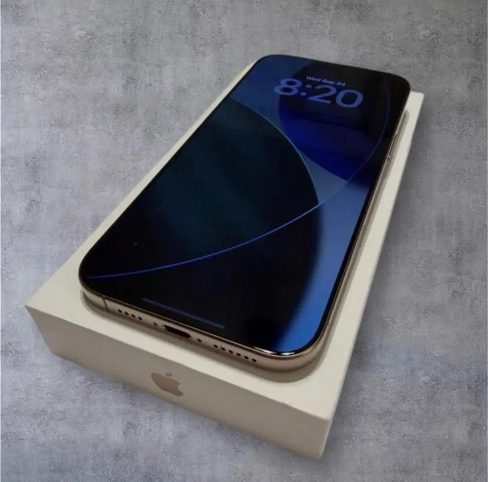 iPhone 16 Pro Max 256gb gold