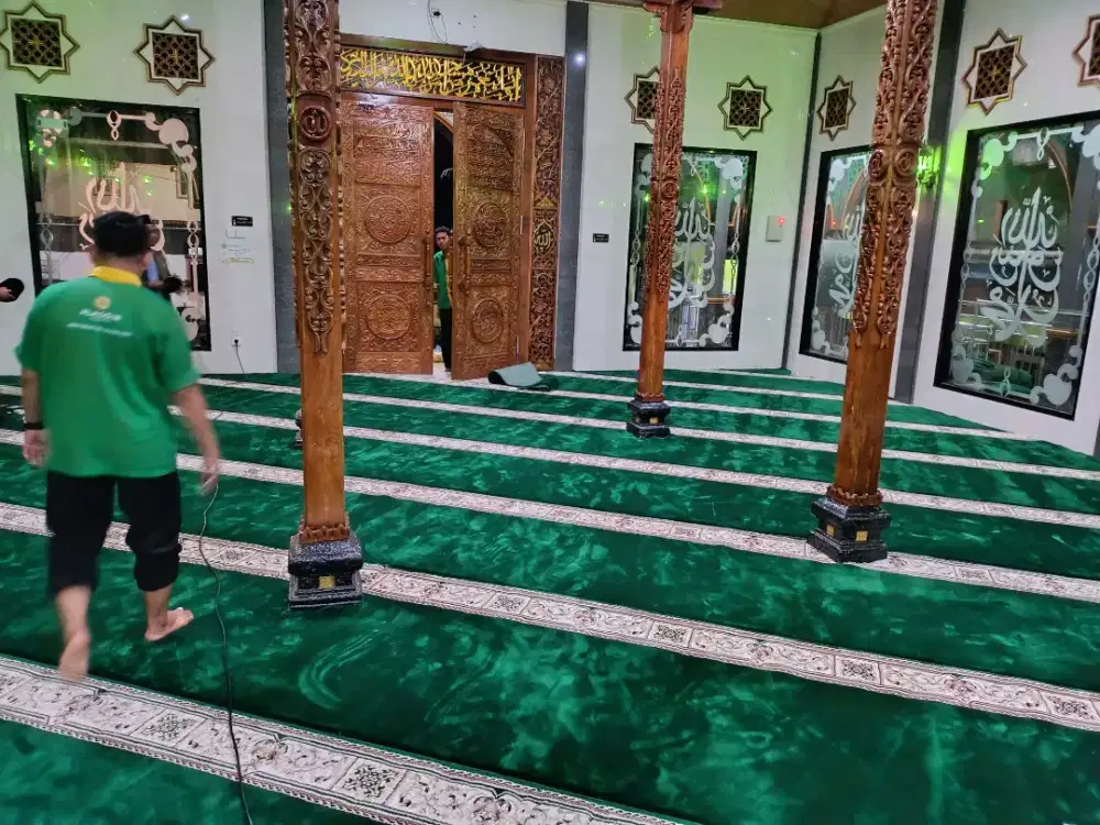Tersedia Karpet sajadah Masjid import pembelian menyesuaikan kebutuhan