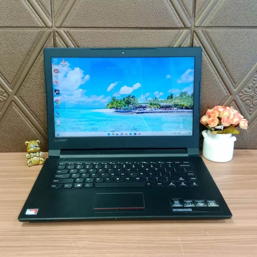 LENOVO V110 AMD A9-9425 AMD RADEON R5 GRAPHICS RAM 8GB DDR4 SSD 128GB