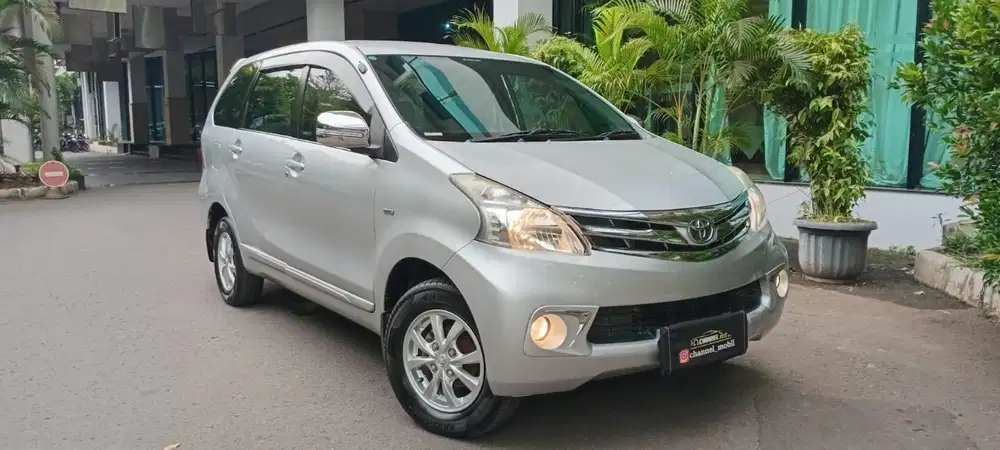 TOYOTA AVANZA 1.3 G MATIC 2013 SILVER ANTIK