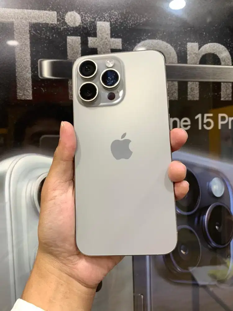 Second iPhone 15 Pro Max 256GB