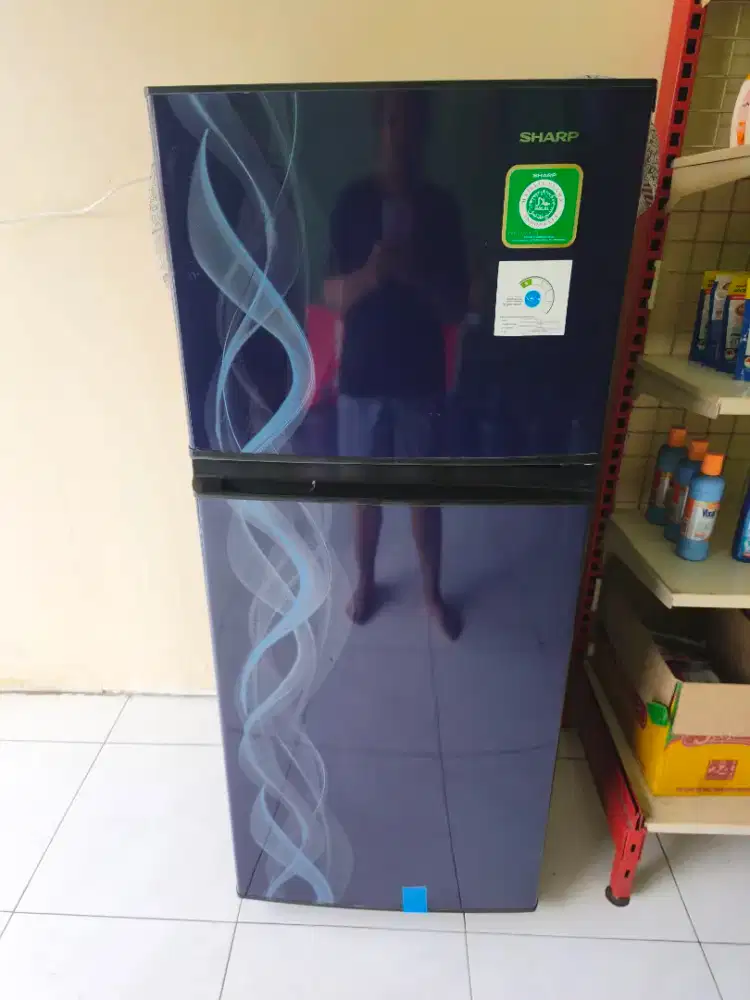 Kulkas 2 pintu merk sharp