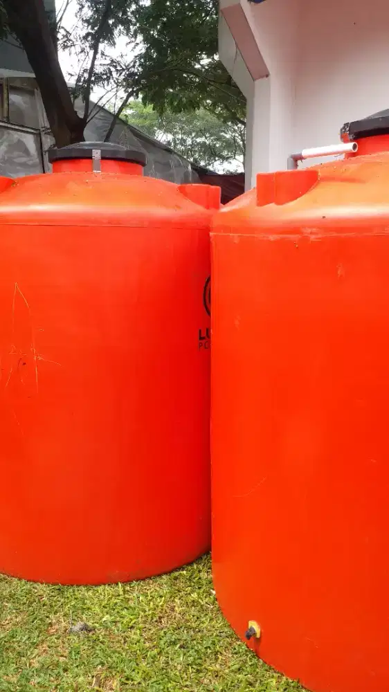 Jual toren merk Lucky 3.000 L