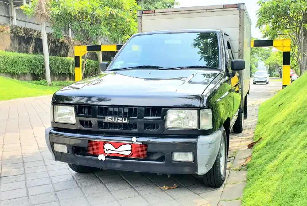 ANTIK Isuzu Panther 2.5 TURBO Solar AC PS 2013/2014 MULUS No L300 KIM