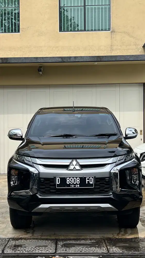 Mitsubishi Triton Ultimate at 2021 hitam km 23rb
