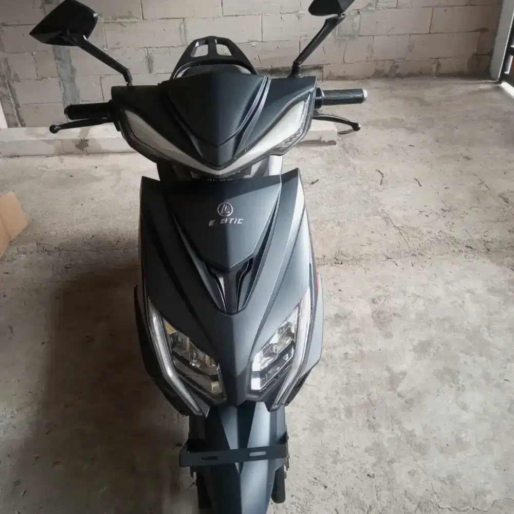 Motor listrik Mizone exotic 2024