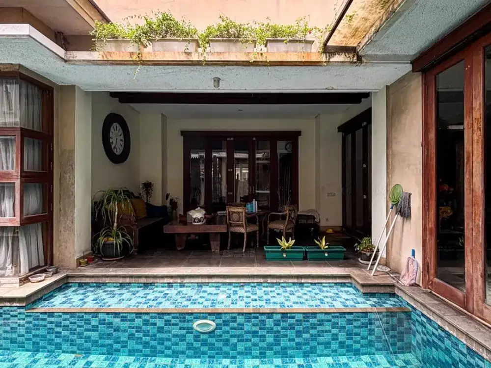DIJUAL RUMAH TERAWAT DALAM KOMPLEK BESAR – PONDOK PINANG, JAKARTA SELATAN | LT 601 m²