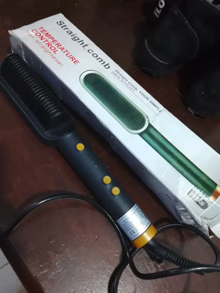 Catok rambut,straight comb