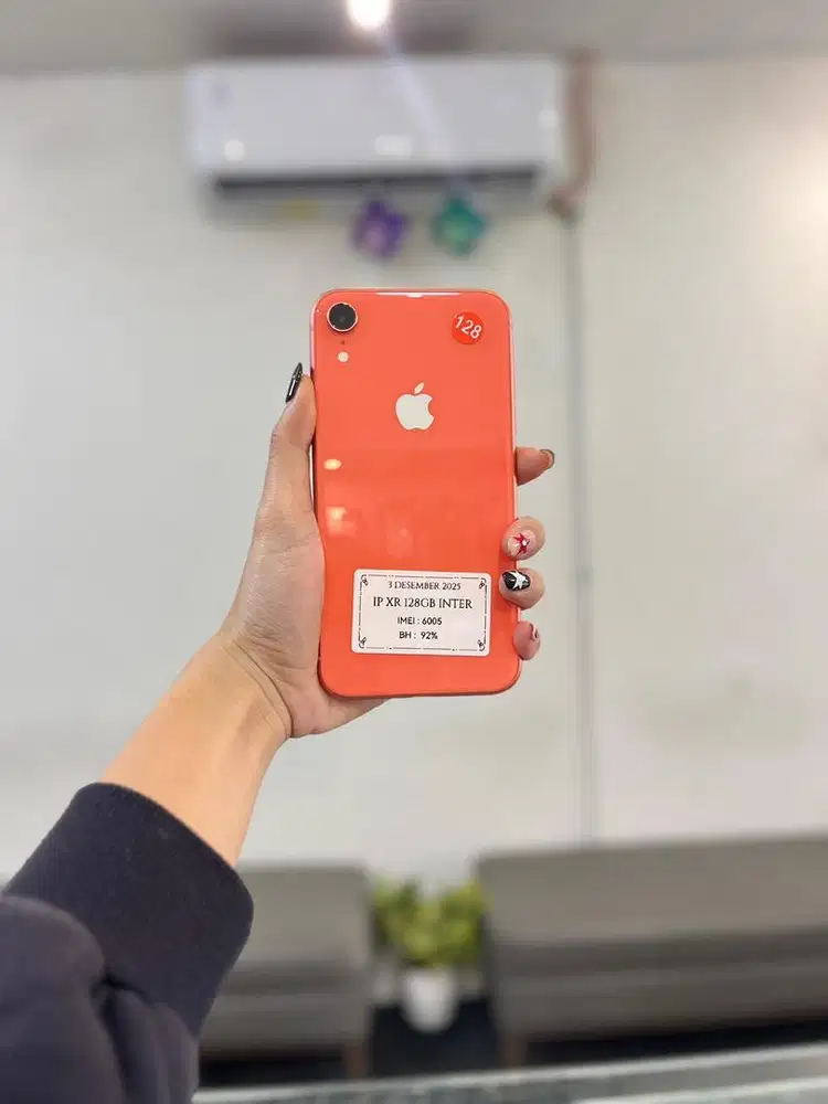 Iphone XR 128GB fullset mulus nominus garansi terima tt cod kredit