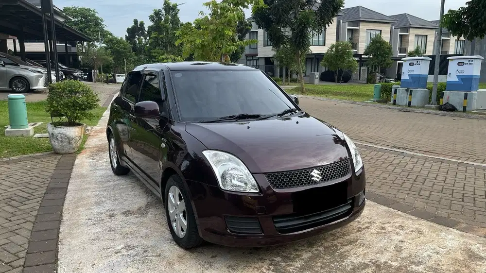 (Low Km60ribu) SUZUKI SWIFT 1.5 ST AT Matic Tahun 2010 dari Baru