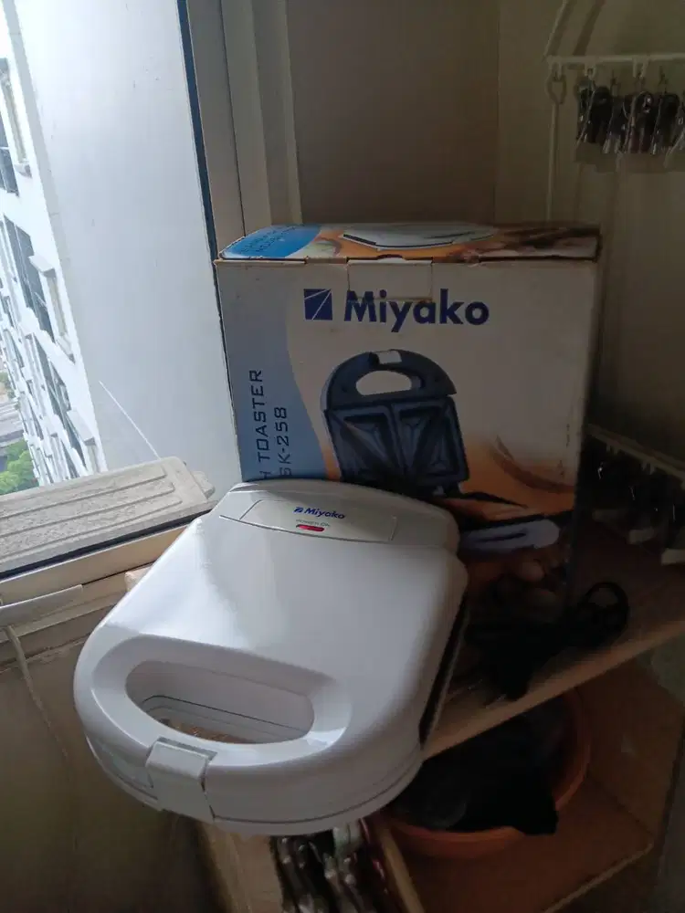 Miyako Toaster Alat pemanggang roti