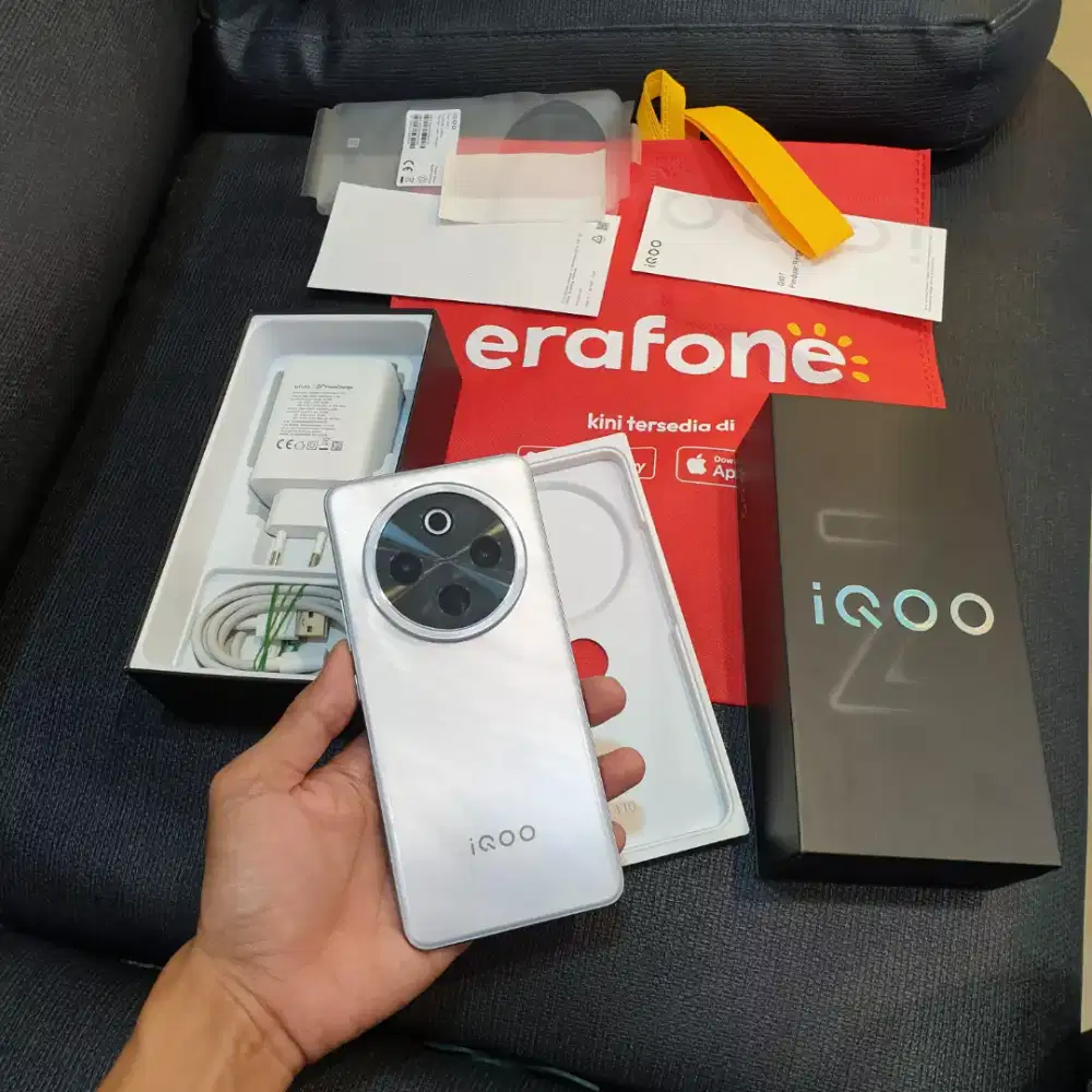 Iqoo z10 5g 12/512 garansi resmi on juni 2026