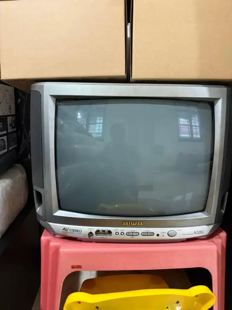 TV TABUNG AIWA 20 SECOND