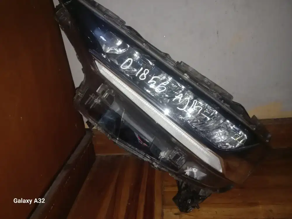 Headlamp toyota velozz 2021