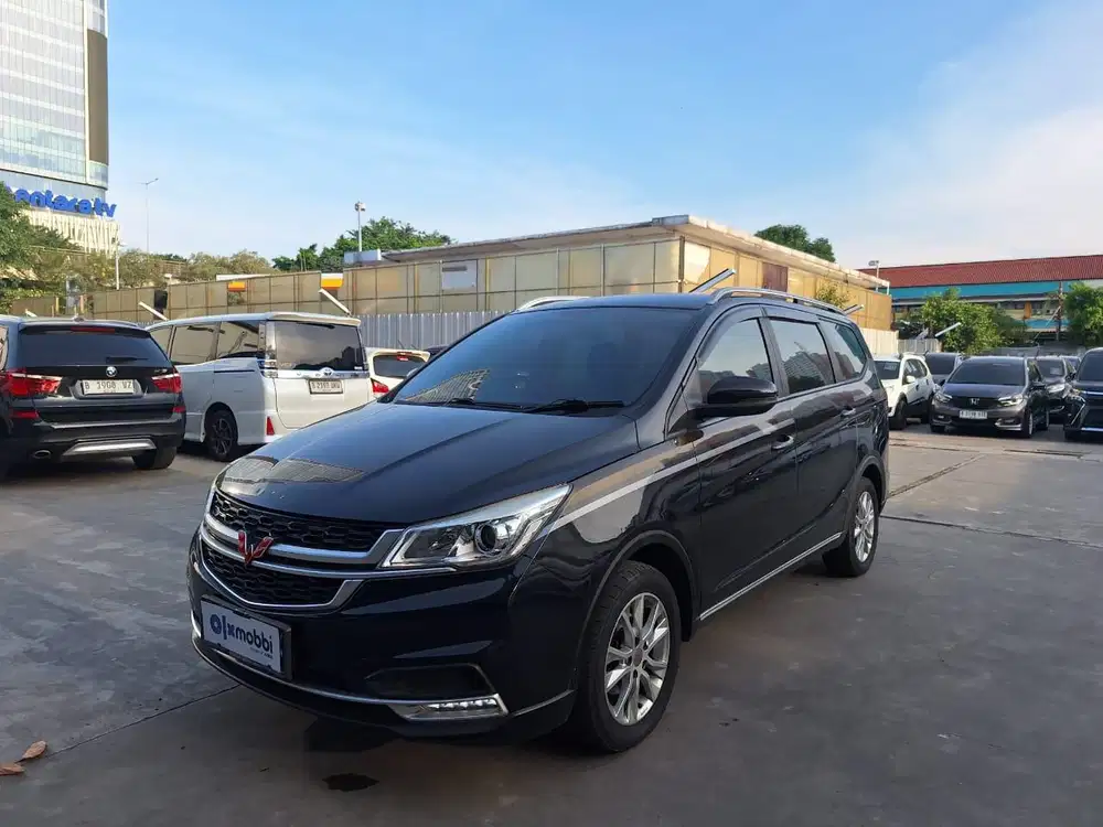 Pajak Panjang - Wuling Cortez 1.5S T Lux Bensin-AT 2020