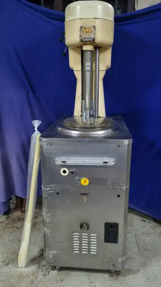 Dijual Mesin Icecream Carpigiani Italia