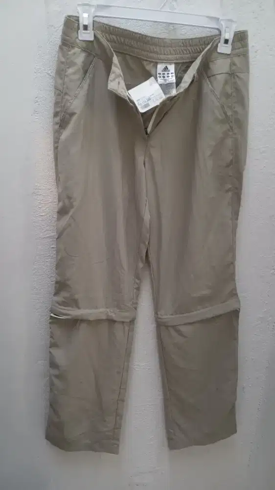 Adidas model sambung