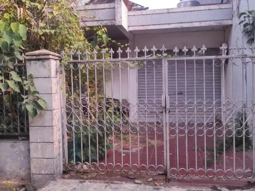 Dijual Rumah Tua Hitung Tanah di Kelapa Nias, Jakarta Utara