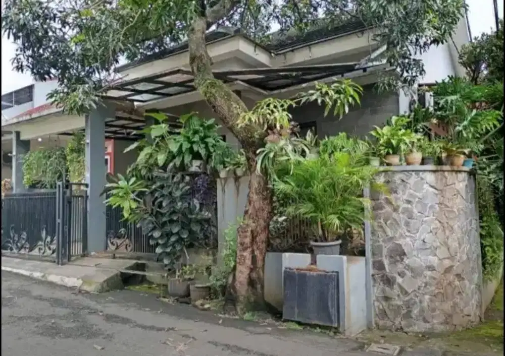DI JUAL RUMAH DI VILA DAGO PAMULANG