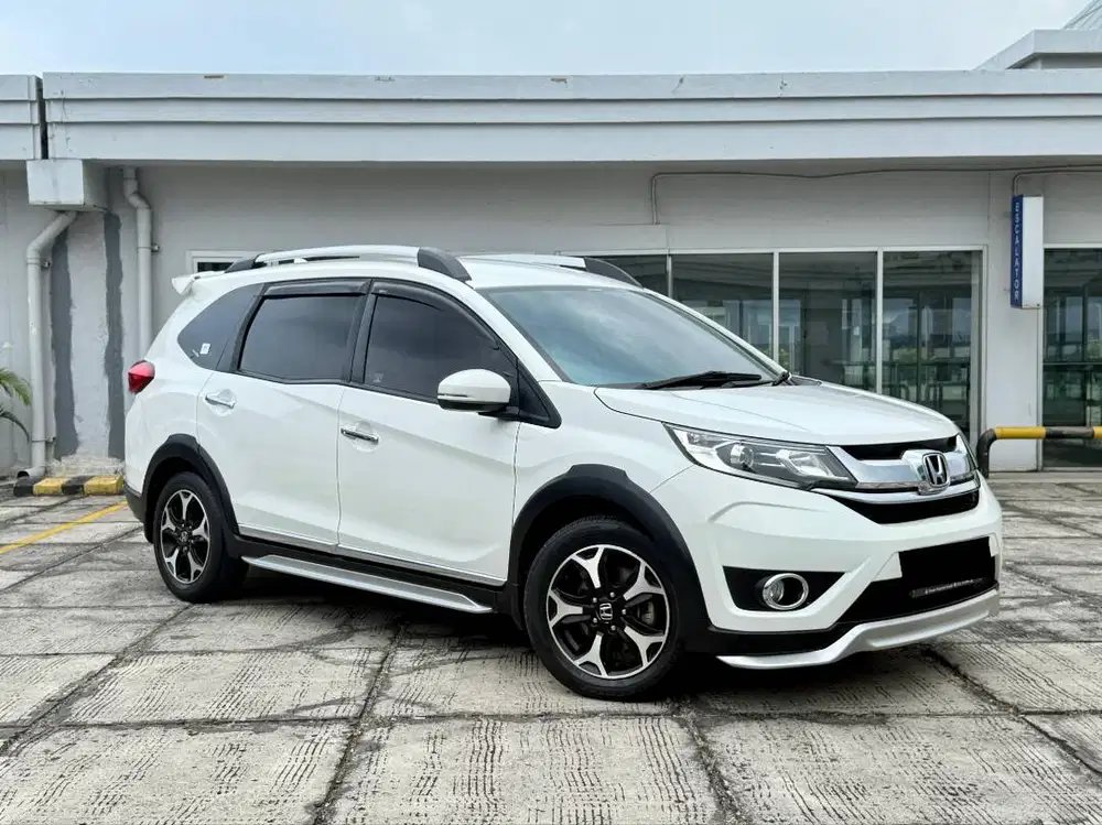 HONDA BRV PRESTIGE 2016