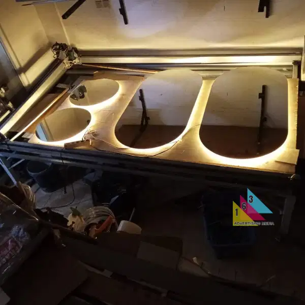Cermin Sandblast LED Custom – Jasa Sandblast Cermin LED