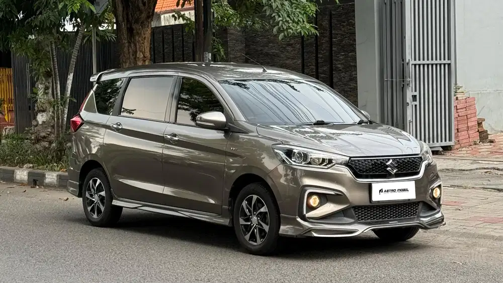 ERTIGA SPORTY 2020 / 2019 Matic Bagus Murah Kredit Bekas Surabaya L