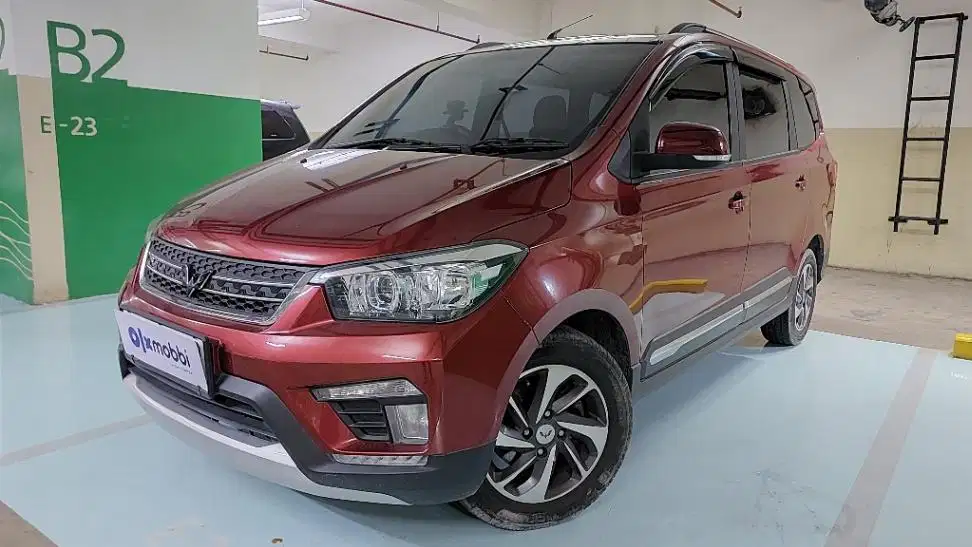 TDP 5,JT Wuling Confero S 1.5 C Bensin-MT Merah 2018