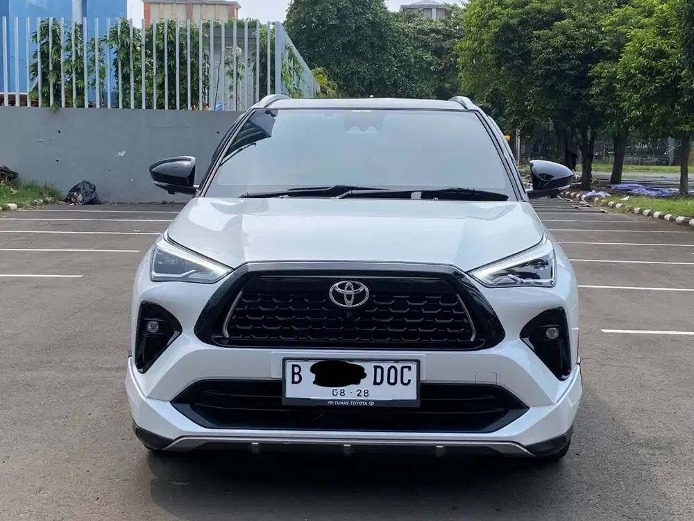 TOYOTA YARIS S GR SPORT AT PUTIH 2023