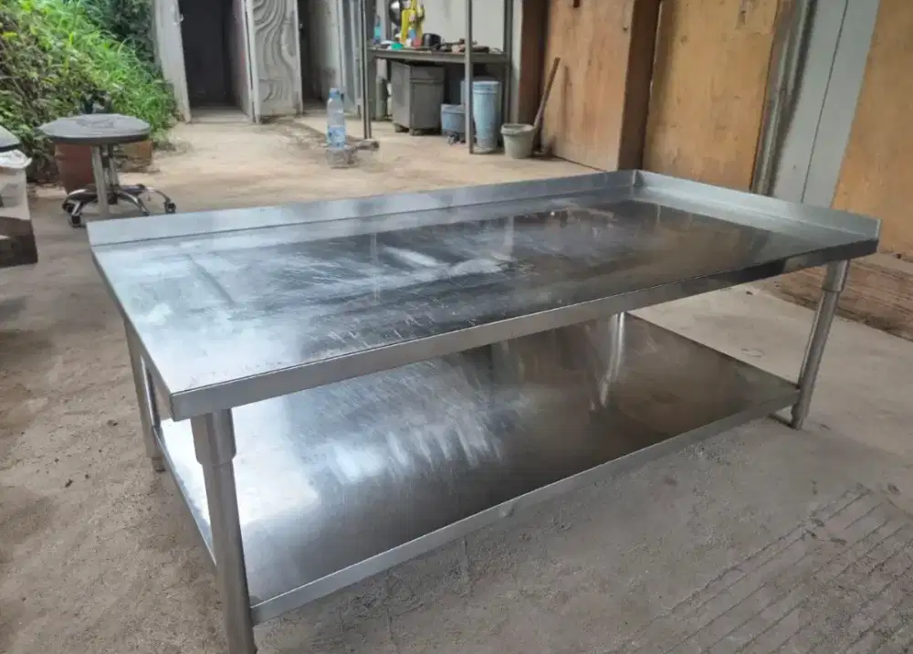 Meja Kompor 2 Susun Backsplash  L
Uk 153x76x52

Harga 2.800.000