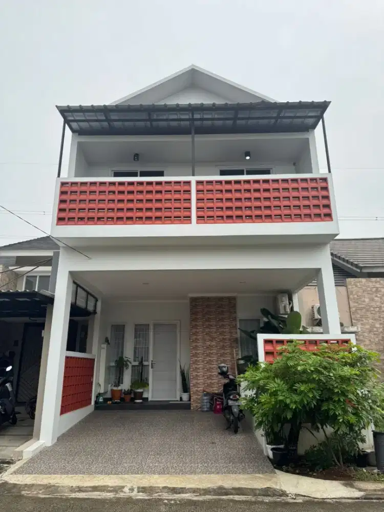 Dijual Rumah Bagus Siap Huni di Bukit Dago