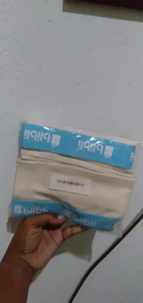 Di jual semua macam dan model tas  ,pilih aja bisa cod ,di antar