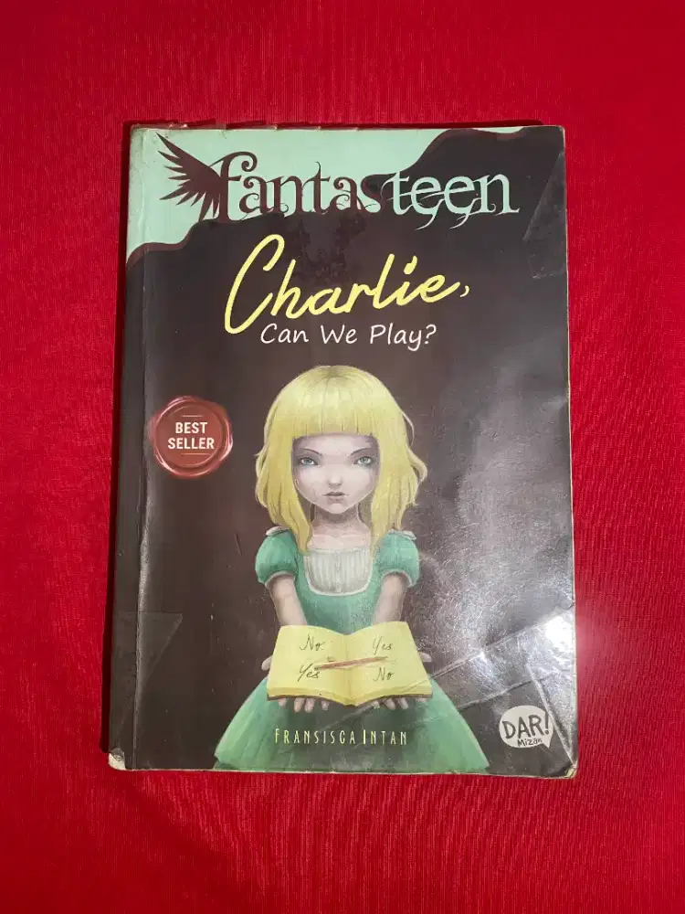 Novel Fantasteen Preloved