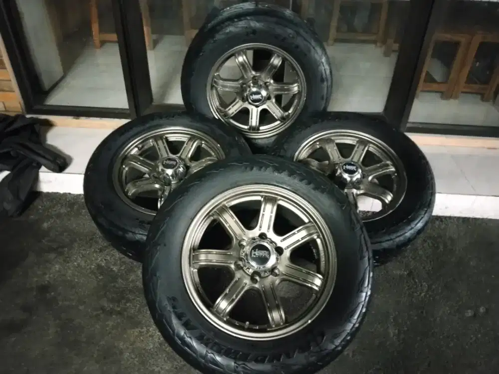 Velg HSR R18 & Ban