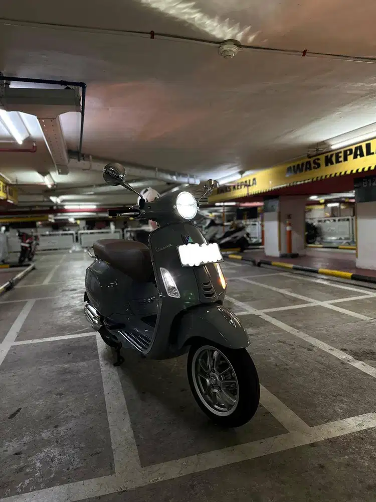 VESPA PRIMAVERA 150 I-GET ABS