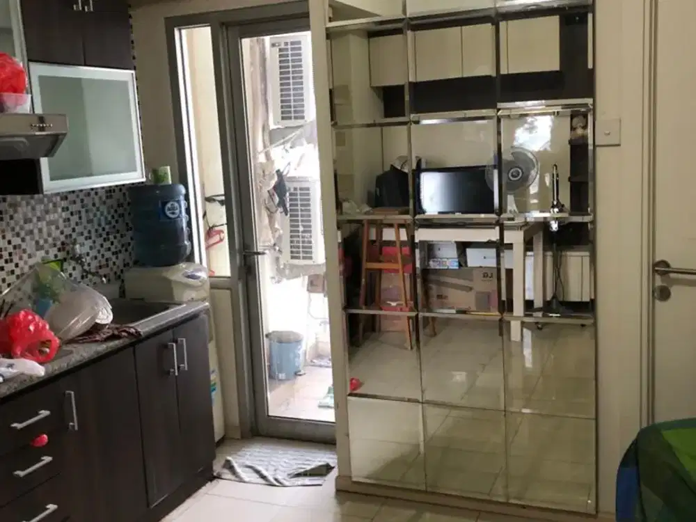 ready disewakan apartemen green lake sunter,2kamar,furnished,view danau dan kolam renang,hadap selatan