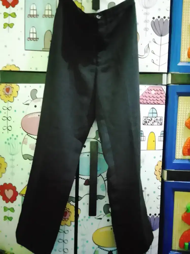 Clana bahan wanita ukuran L