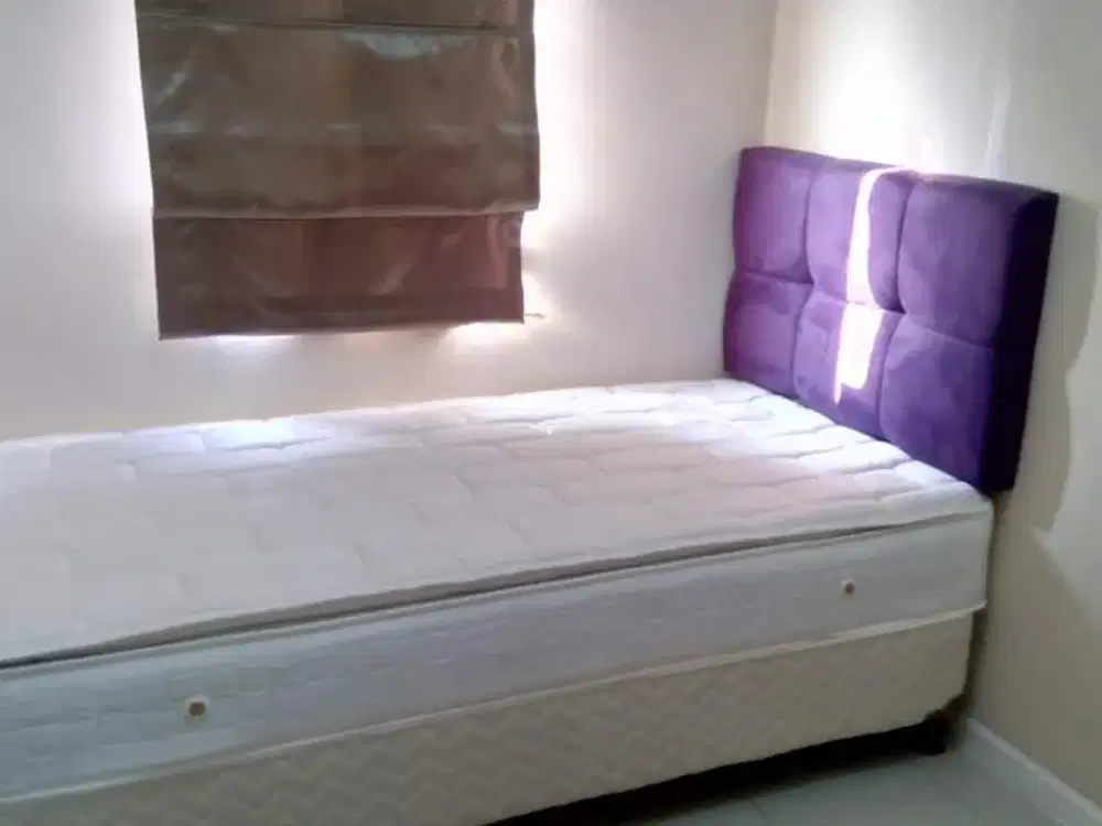 ready unit apartemen green lake sunter,2kamar furnished siap huni,2 AC dan waterheater,view kolam renang
