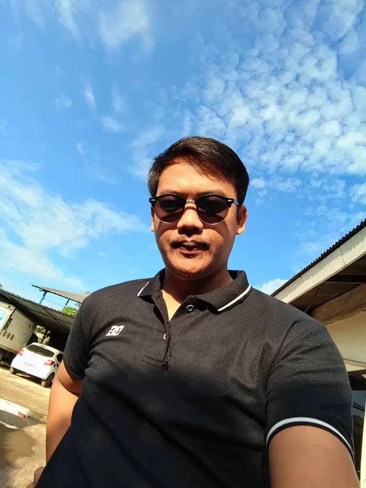 Cari pekerjaan yg gaji nya cukup