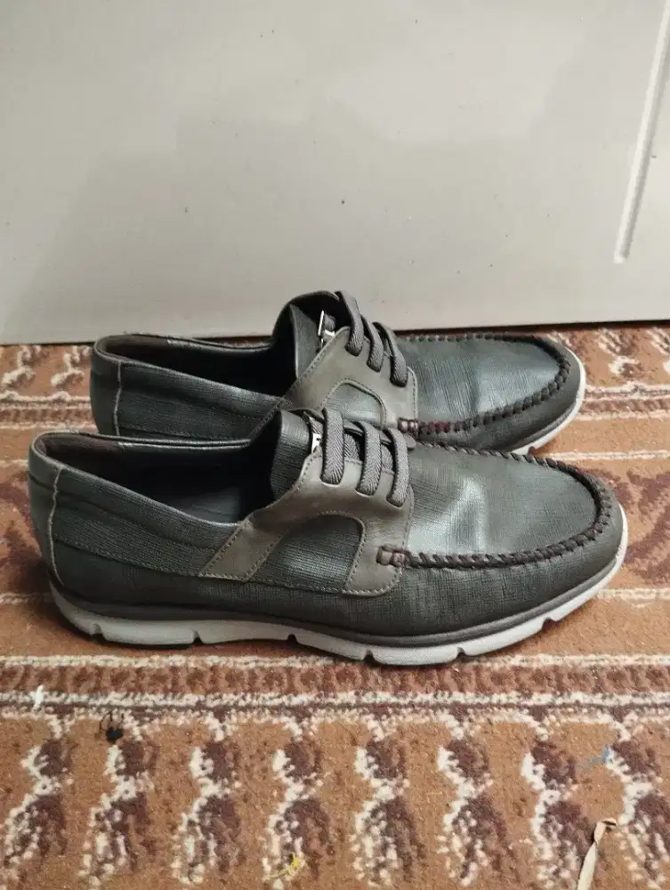 Sepatu Casual Kulit Tandy