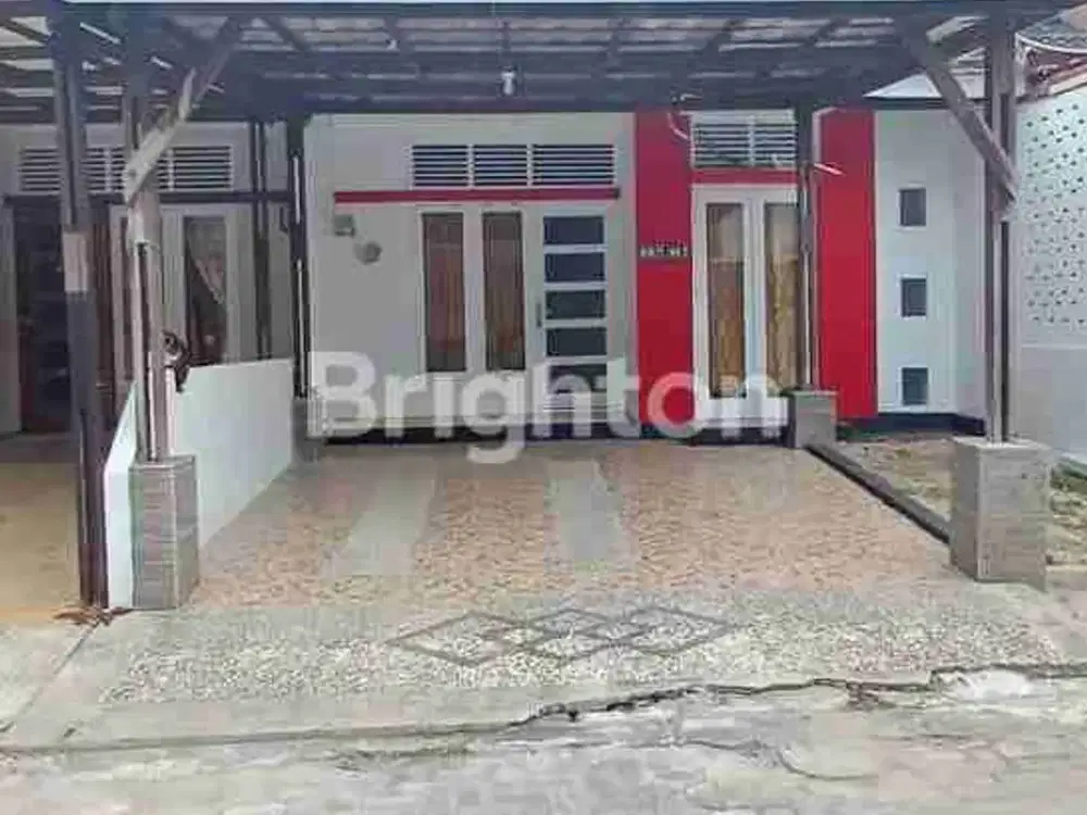 DISEWAKAN RUMAH TENGAH KOTA BERNUANSA MINIMALIS LOKASI DALAM PERUMAHAN WIKA AMAN NYAMAN HARGA NEGO