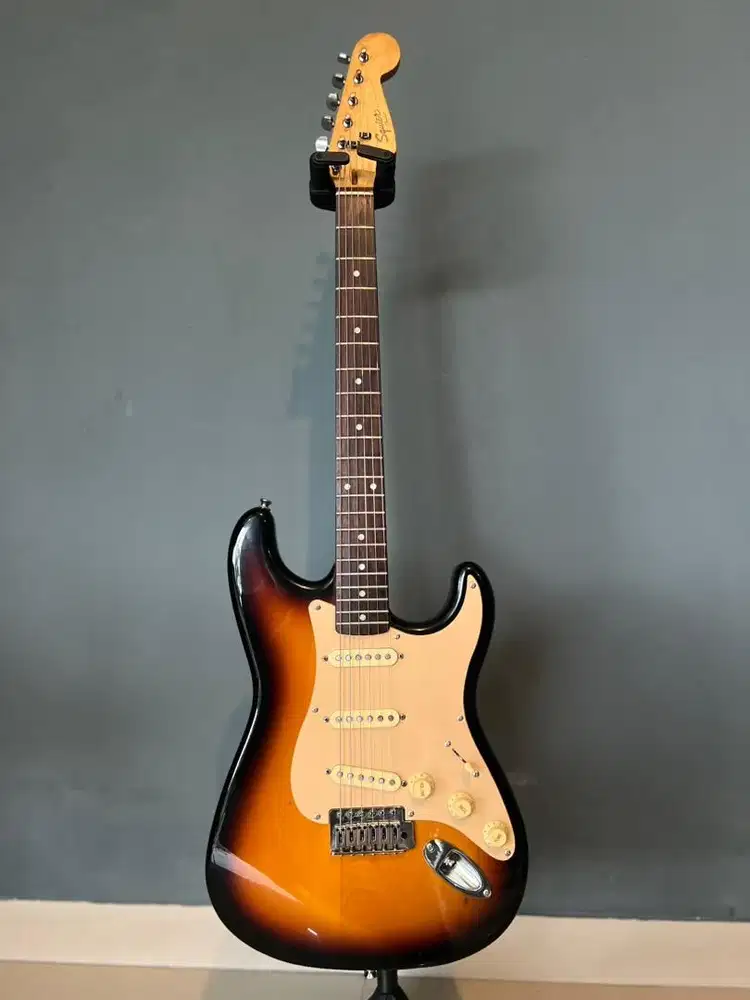 2004 Squier Bullet Strat