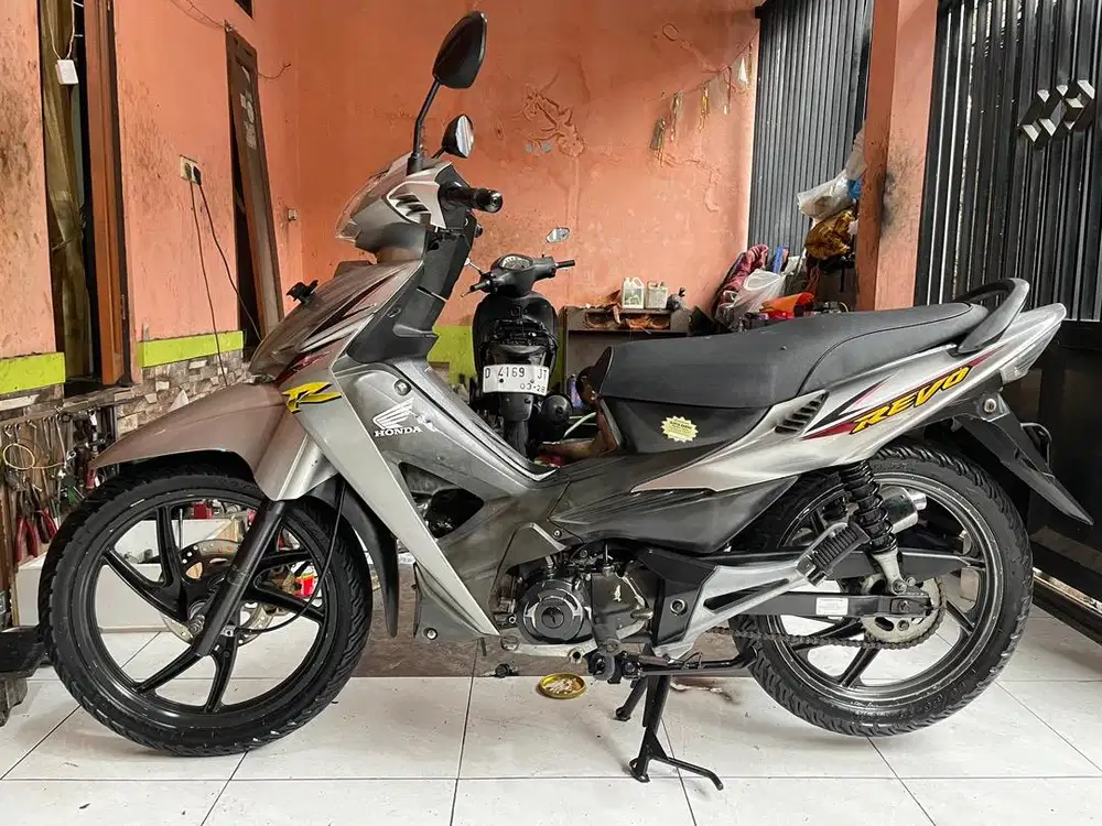 revo 2008 perak muluss full ori